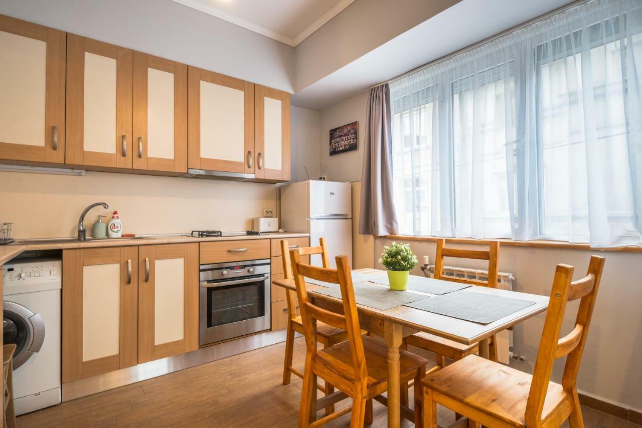 5Th Avenue Sofia Two Bedroom, Two Bathroom, Positano Street Suite By Flat Mаnager מראה חיצוני תמונה