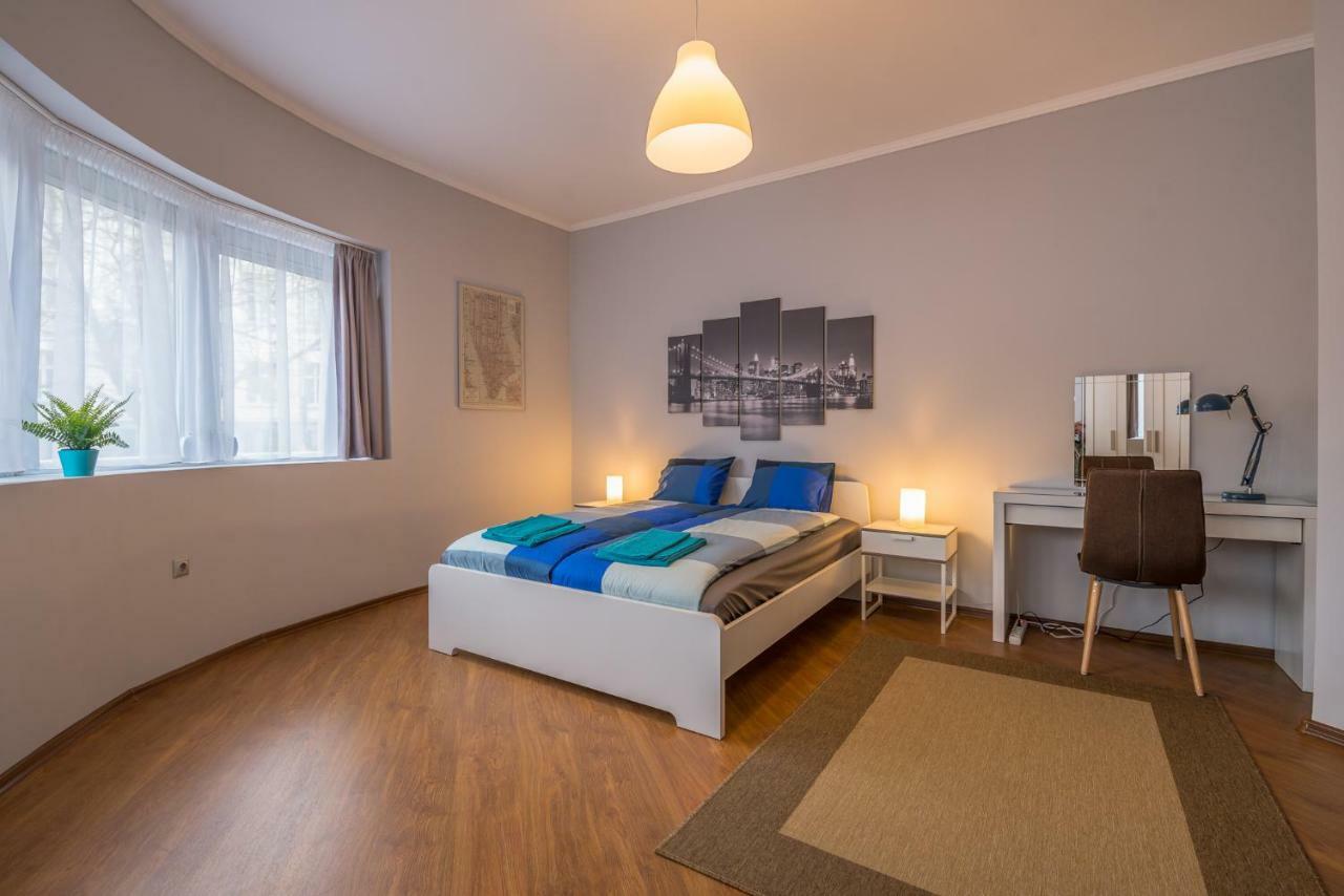 5Th Avenue Sofia Two Bedroom, Two Bathroom, Positano Street Suite By Flat Mаnager מראה חיצוני תמונה
